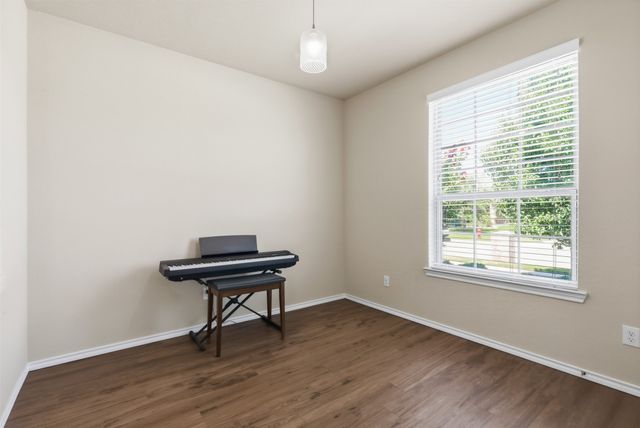 2541 Weatherford Heights Drive, Weatherford, TX 76087
