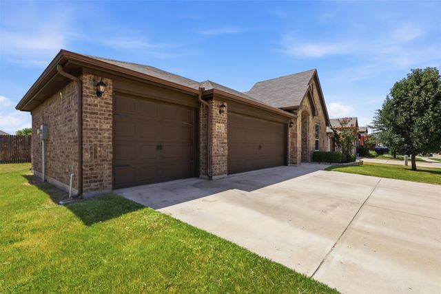 2541 Weatherford Heights Drive, Weatherford, TX 76087