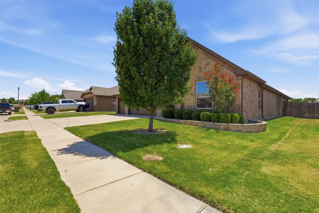 2541 Weatherford Heights Drive, Weatherford, TX 76087