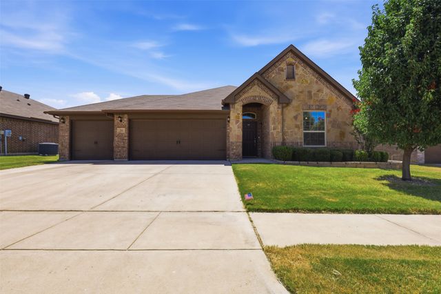 2541 Weatherford Heights Drive, Weatherford, TX 76087