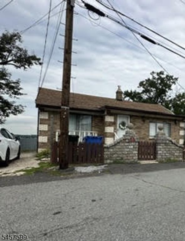 216 Hillcrest Ave, Old Bridge Twp., NJ 08879 — photo 2