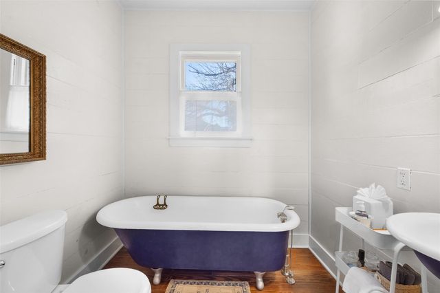 348 N Franklin Street, La Grange, TX 78945