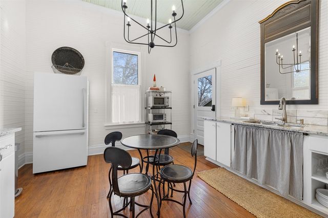 348 N Franklin Street, La Grange, TX 78945