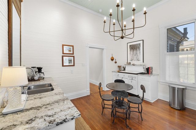 348 N Franklin Street, La Grange, TX 78945