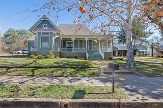 348 N Franklin Street, La Grange, TX 78945