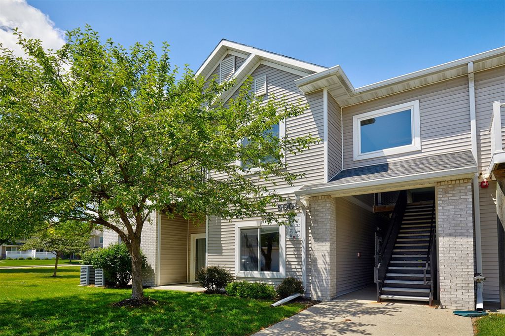 8601 Westown Parkway 5114, West Des Moines, IA 50266