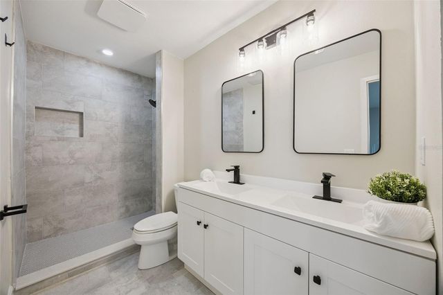 594 HEATHERTON VILLAGE, Altamonte Springs, FL 32714