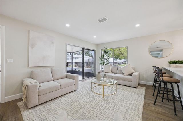 594 HEATHERTON VILLAGE, Altamonte Springs, FL 32714