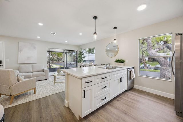 594 HEATHERTON VILLAGE, Altamonte Springs, FL 32714