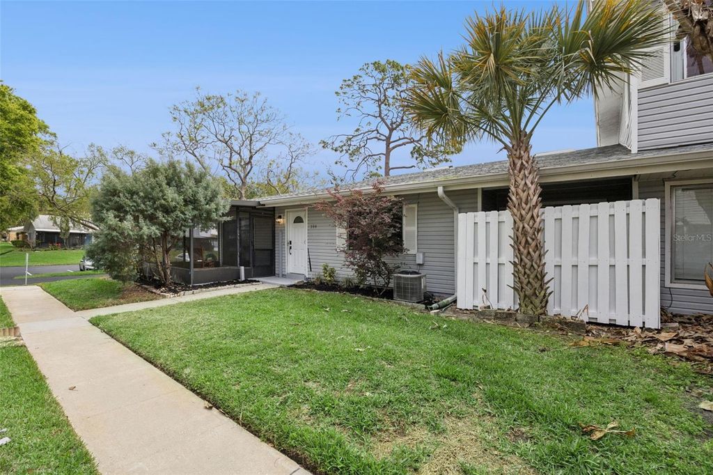 594 HEATHERTON VILLAGE, Altamonte Springs, FL 32714