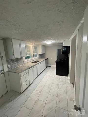 1036 Ridge Avenue, Gastonia, NC 28052