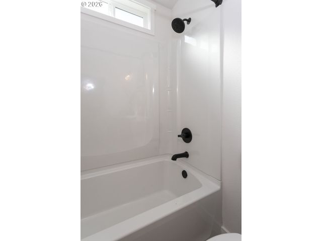 4915 Ne 79TH Ave, Portland, OR 97218