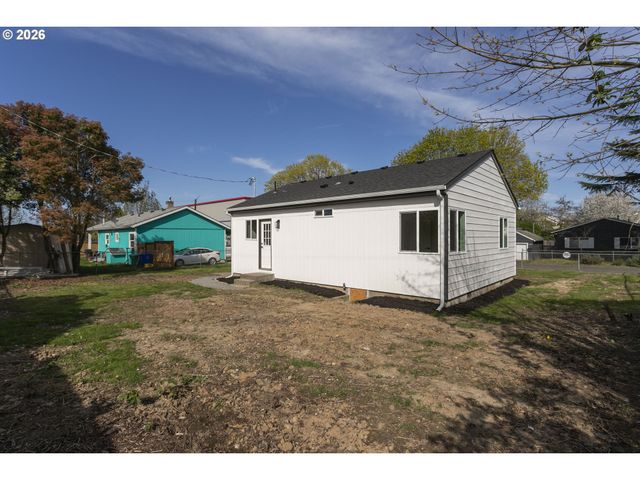 4915 Ne 79TH Ave, Portland, OR 97218