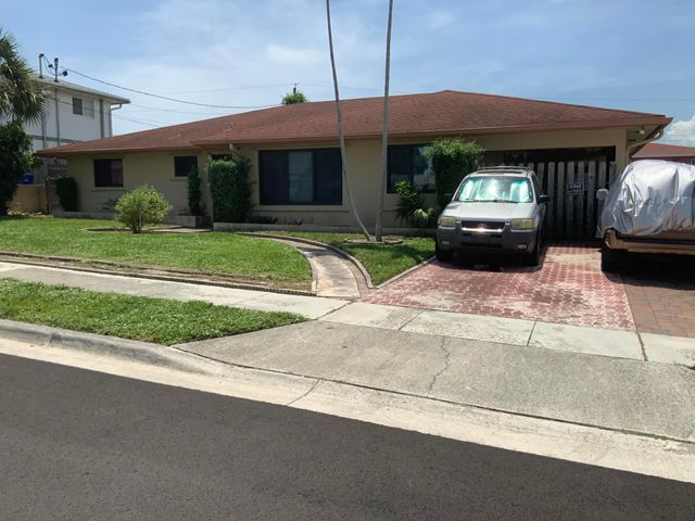941 W 7th Street, Riviera Beach, FL 33404