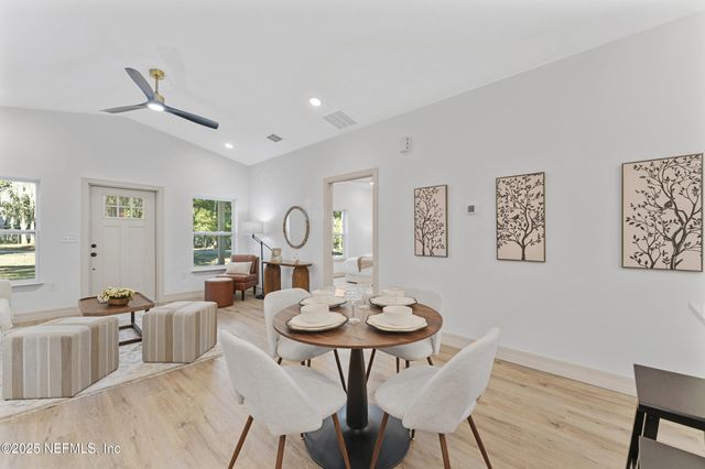 112 OLEANDER Drive, San Mateo, FL 32187