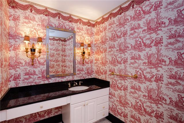 63 Coggeshall Avenue, Newport, RI 02840