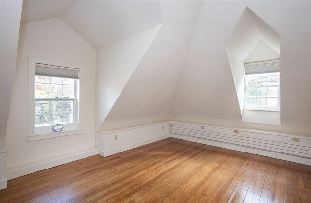 63 Coggeshall Avenue, Newport, RI 02840