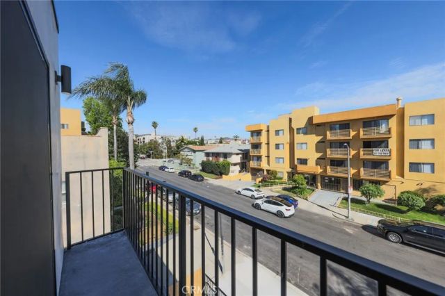 1239 N Orange Drive 1, Los Angeles, CA 90038