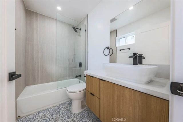 1239 N Orange Drive 1, Los Angeles, CA 90038