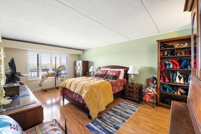 1500 Worcester Road 528, Framingham, MA 01702