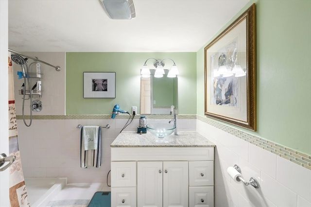 1500 Worcester Road 528, Framingham, MA 01702