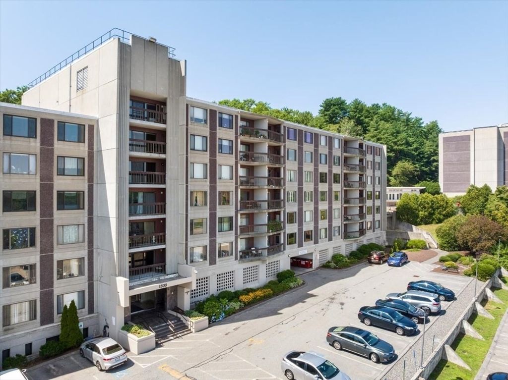 1500 Worcester Road 528, Framingham, MA 01702