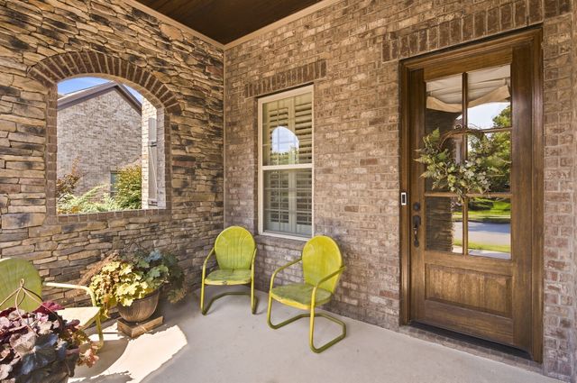 1652 Noah Ln, Gallatin, TN 37066