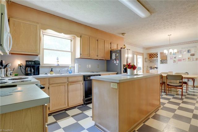 1495 Devaux Road, Rural Hall, NC 27405
