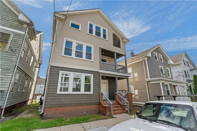 207 Oakland Avenue 2, Providence, RI 02908