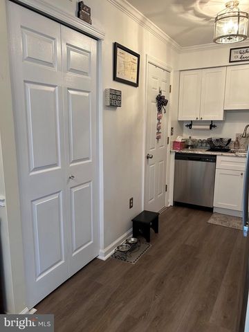 2039 HARBOUR DR, Palmyra, NJ 08065