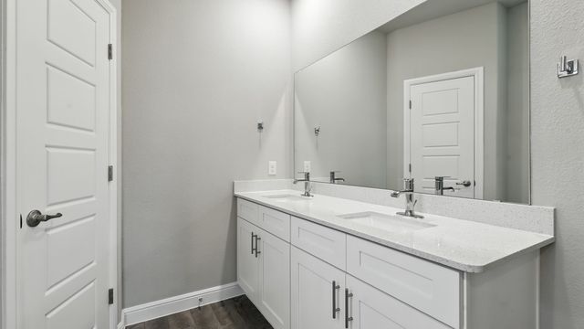 1412 LEONARD Court, Mansfield, TX 76063