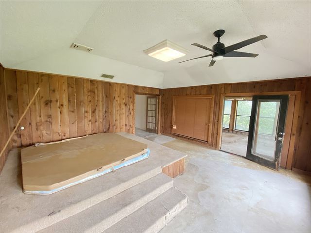 339 Princess Dr, Corpus Christi, TX 78410