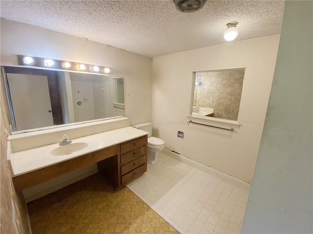 339 Princess Dr, Corpus Christi, TX 78410