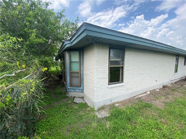 339 Princess Dr, Corpus Christi, TX 78410