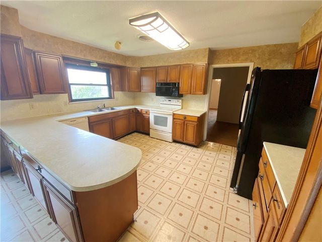 339 Princess Dr, Corpus Christi, TX 78410