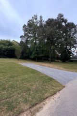 601 Faulkner Ave, Coldspring, TX 77331