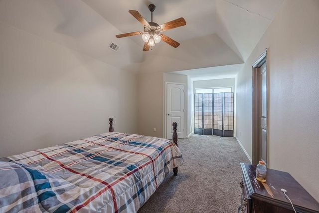 1011 Parview Circle, Grand Prairie, TX 75104