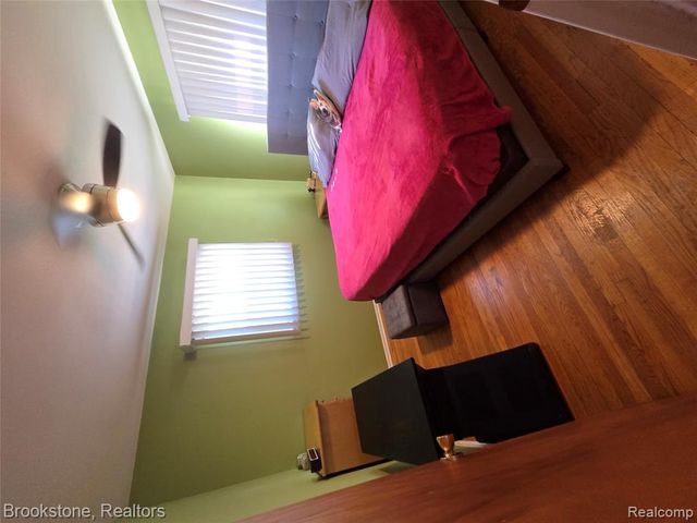 25560 Bellaire Street, Roseville, MI 48066