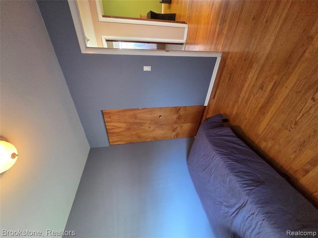 25560 Bellaire Street, Roseville, MI 48066