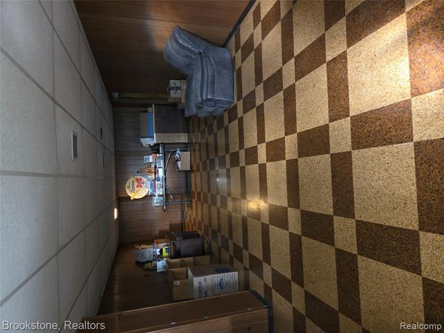 25560 Bellaire Street, Roseville, MI 48066