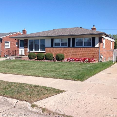 25560 Bellaire Street, Roseville, MI 48066