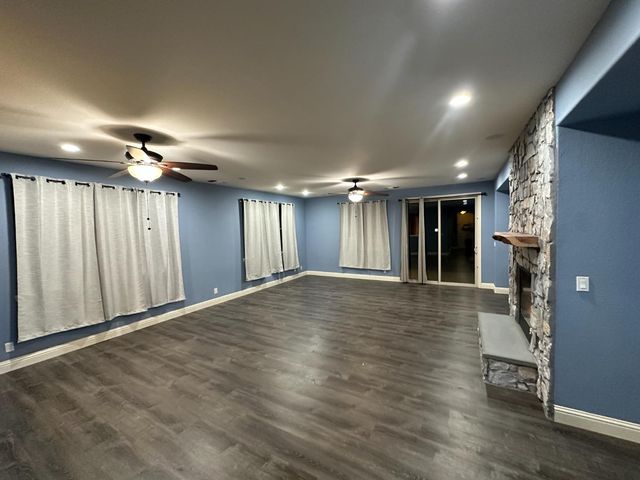 1454 Tarrant Dr, Olivehurst, CA 95961