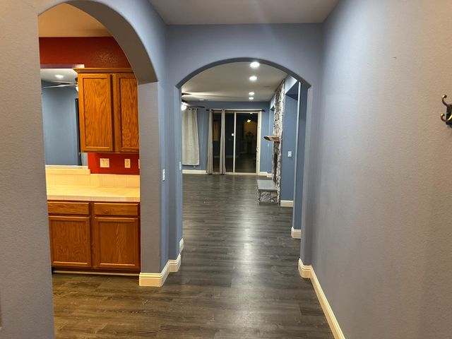 1454 Tarrant Dr, Olivehurst, CA 95961