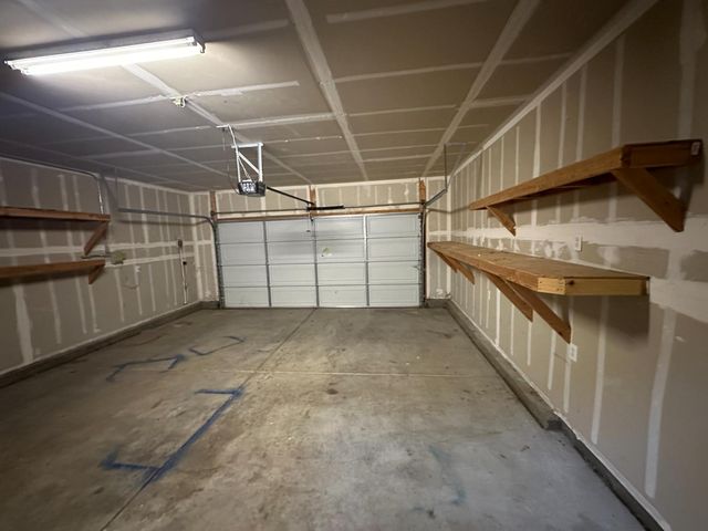 1454 Tarrant Dr, Olivehurst, CA 95961