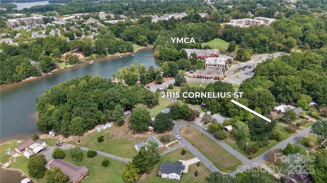 21115 Cornelius Street, Cornelius, NC 28031