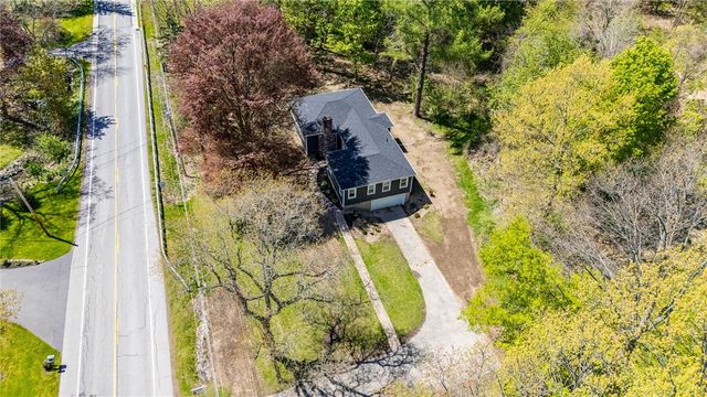 16 Pine Hill Road, Parma, NY 14559