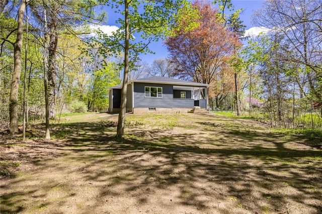 16 Pine Hill Road, Parma, NY 14559