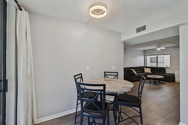 5190 LAS VERDES Circle 214, Delray Beach, FL 33484