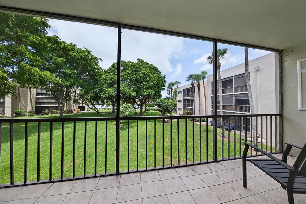 5190 LAS VERDES Circle 214, Delray Beach, FL 33484