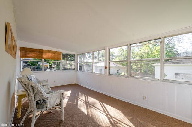 3016 Thayer Street, Evanston, IL 60201